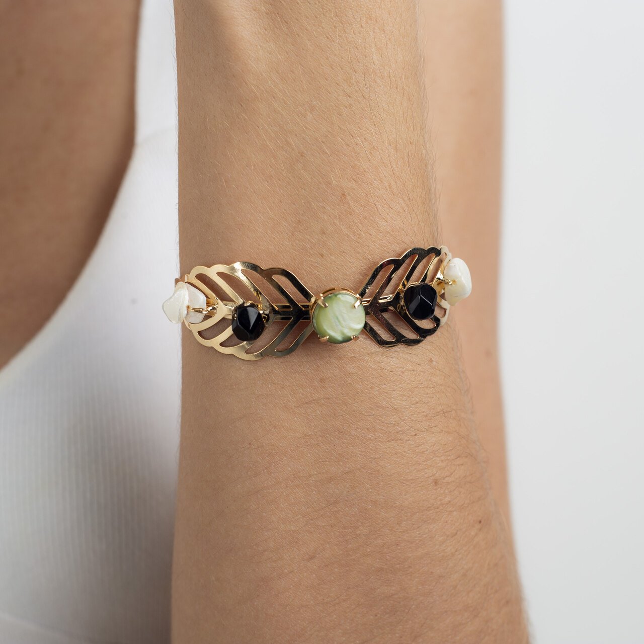 BRACELETE GREGO FOLHA VAZADA BANHO OURO