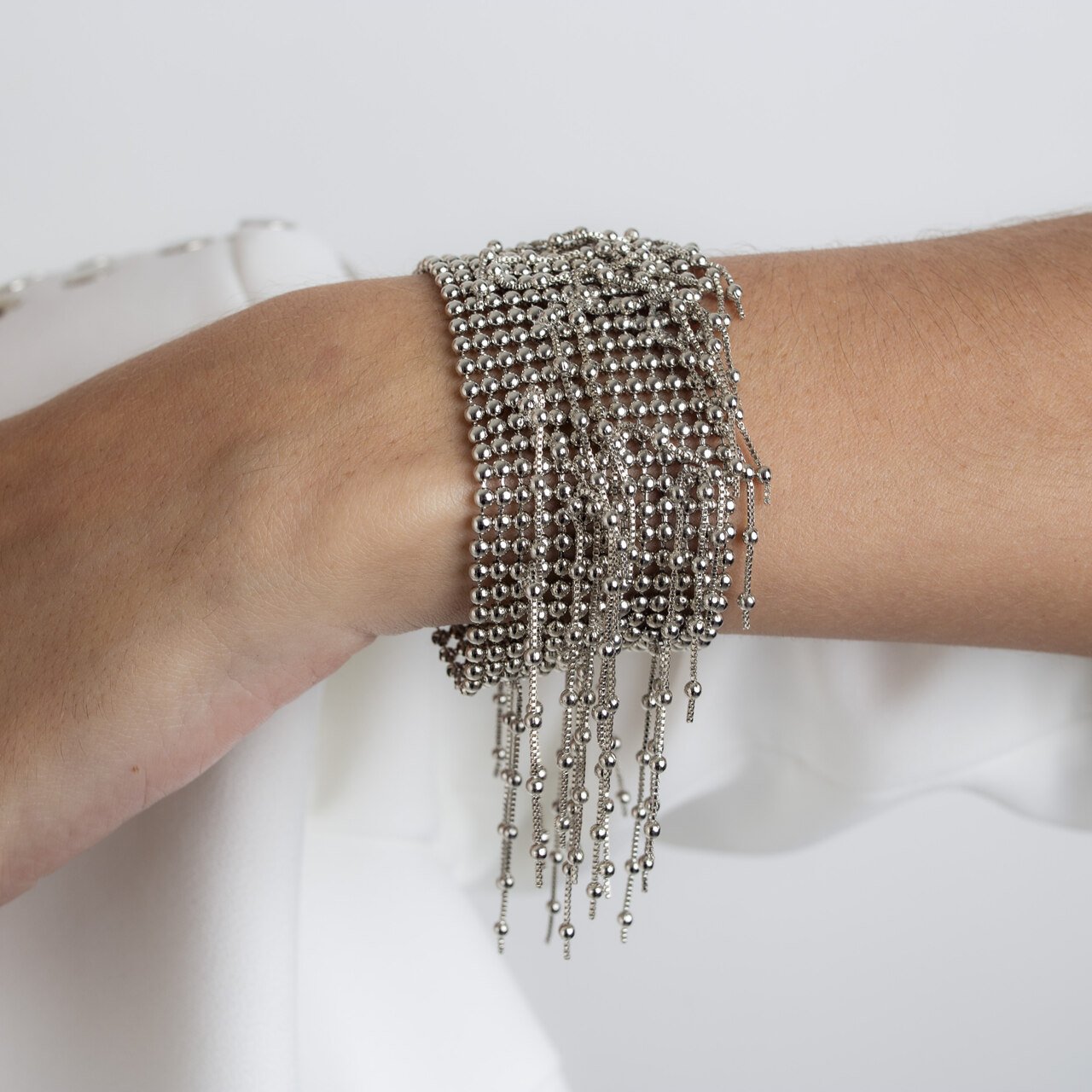 PULSEIRA MALHA FRANJA BOLAS BANHO RÓDIO BRANCO