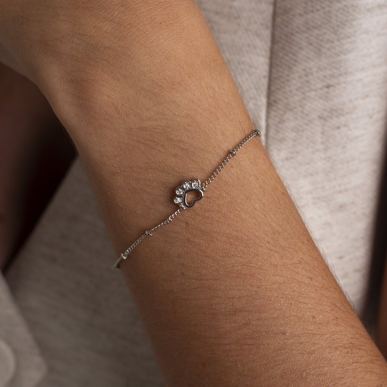 PULSEIRA PATA CORAÇÃO ZIRCÔNIA BANHO RÓDIO BRANCO
