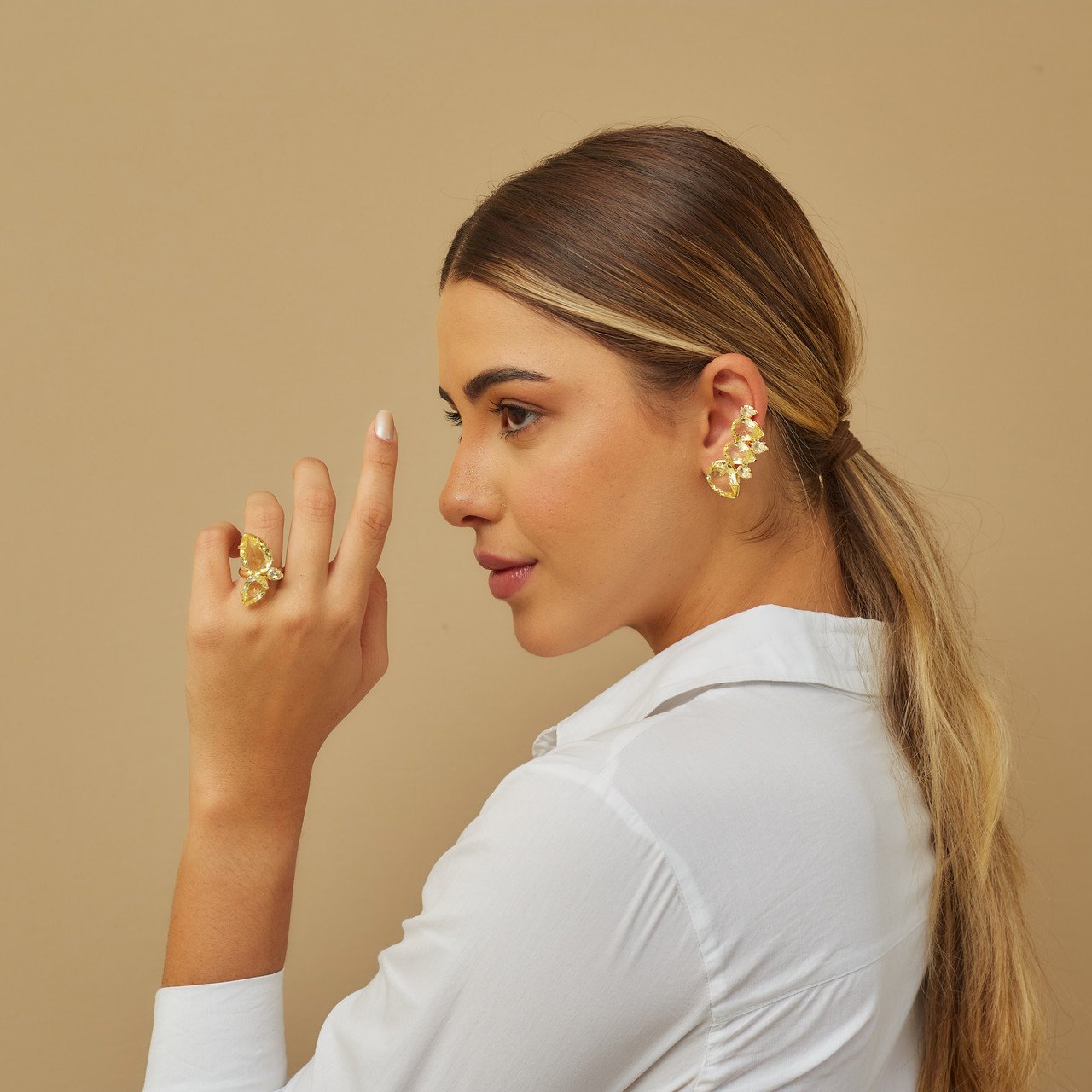 BRINCOS EAR CUFFS MAXINE AMARELO BANHO OURO