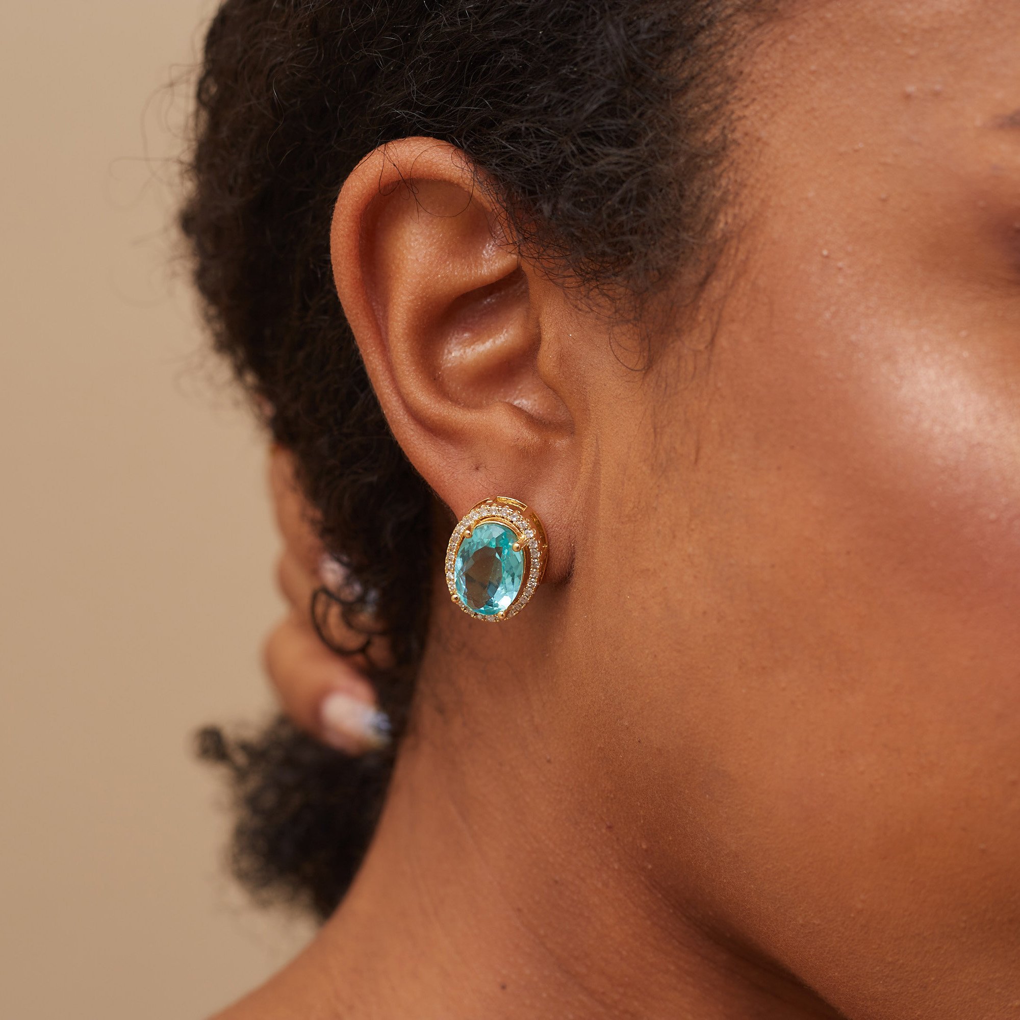 BRINCOS NINA CRISTAL AZUL BANHO OURO