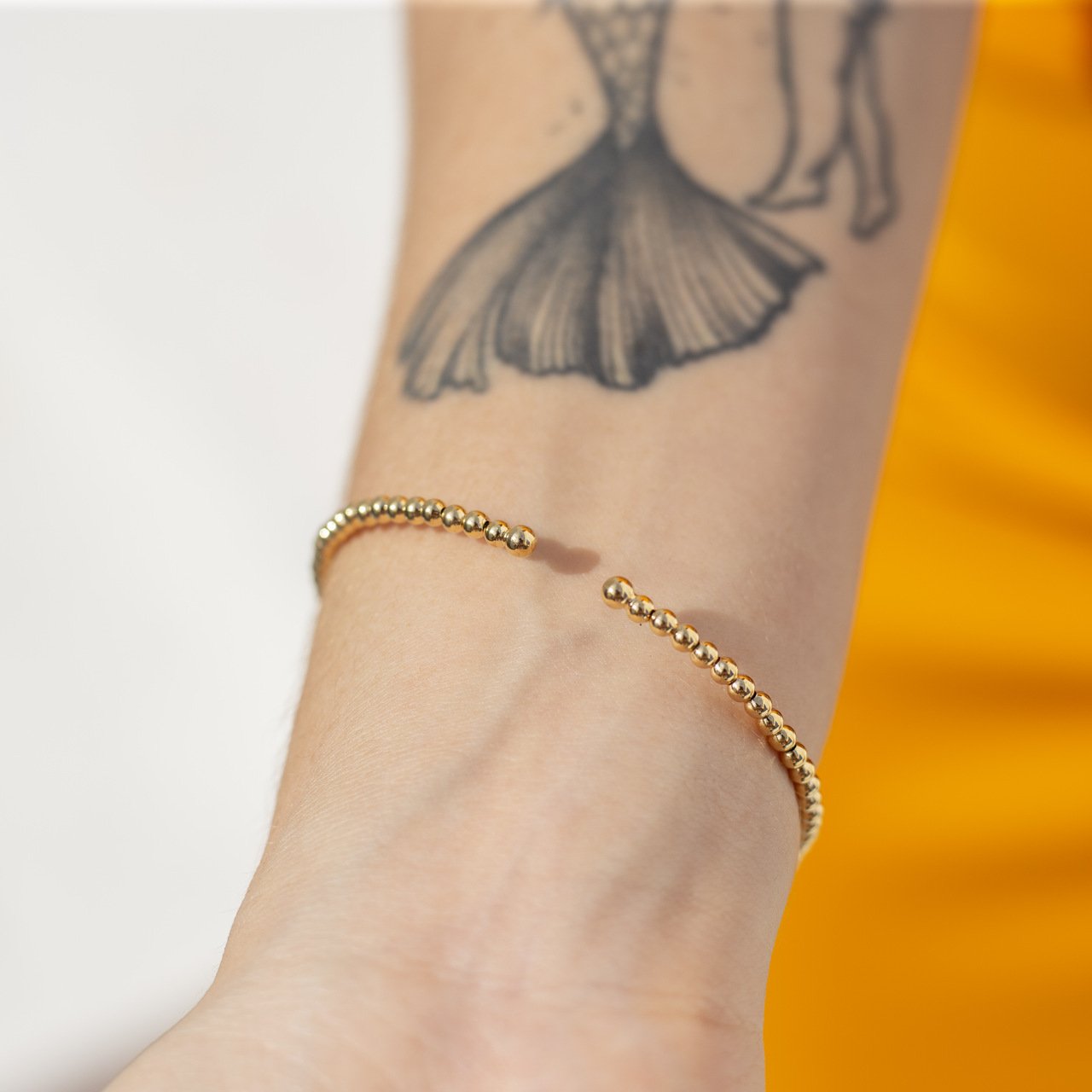 PULSEIRA MIX ESFERAS BANHO OURO