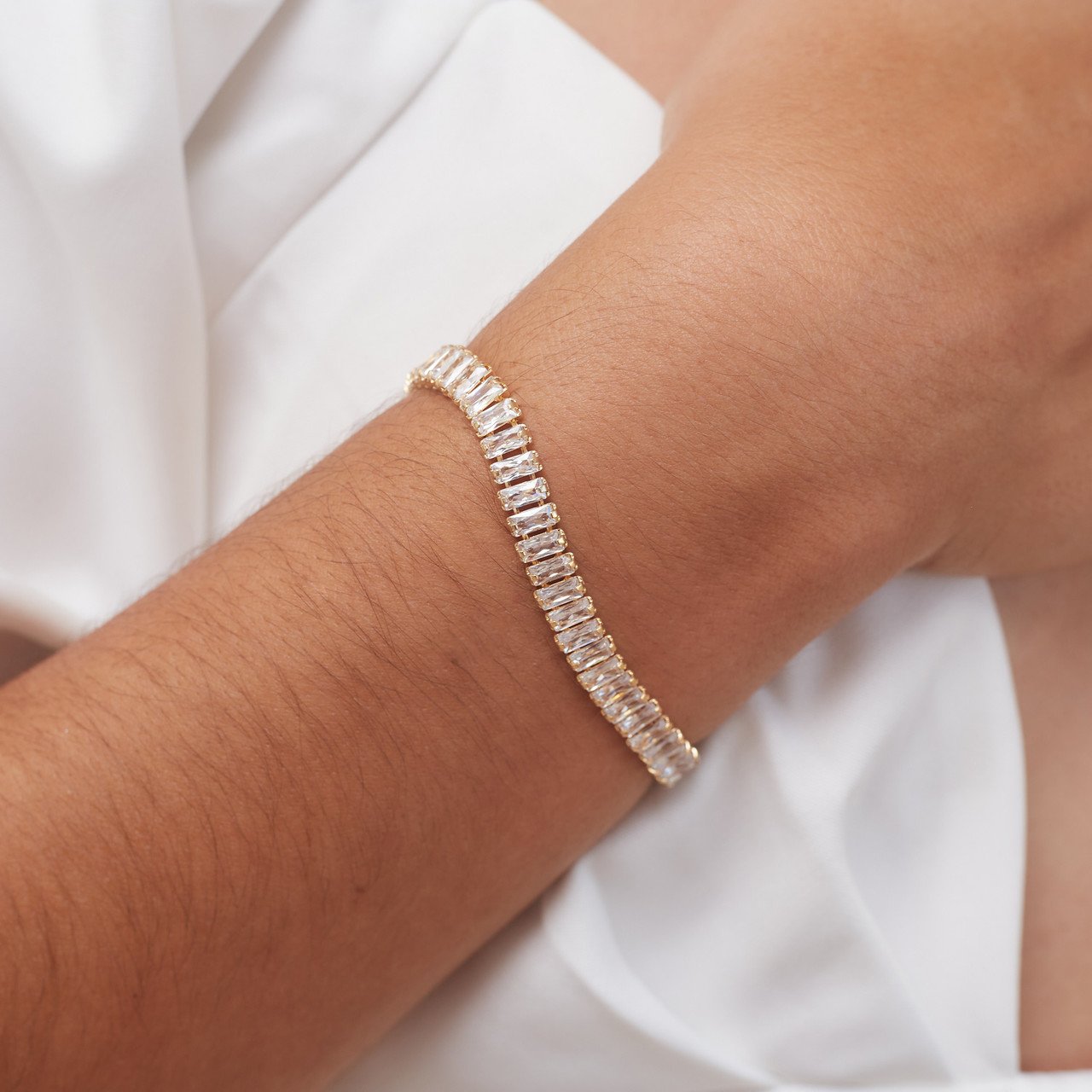 PULSEIRA DIZOU RIVIERA BAGUETE G INCOLOR BANHO OURO