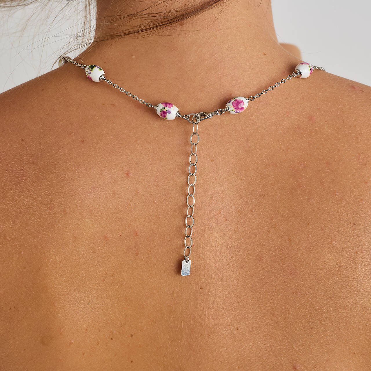 COLAR MIS PINGENTE BARRIL FLORAL BANHO RÓDIO BRANCO