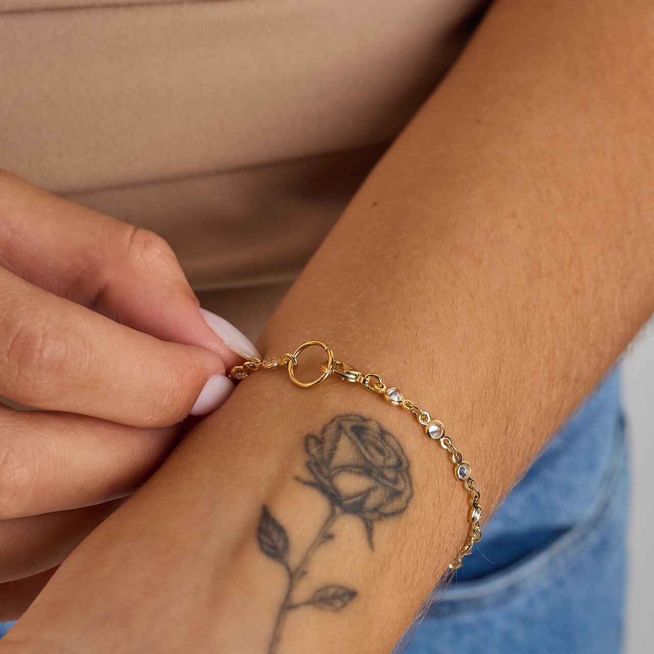 PULSEIRA MARÍS CORRENTE CRISTAIS BANHO OURO