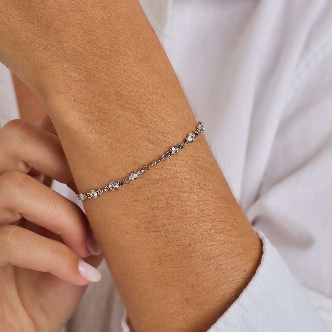 PULSEIRA MARÍS CORRENTE CRISTAIS BANHO RÓDIO BRANCO