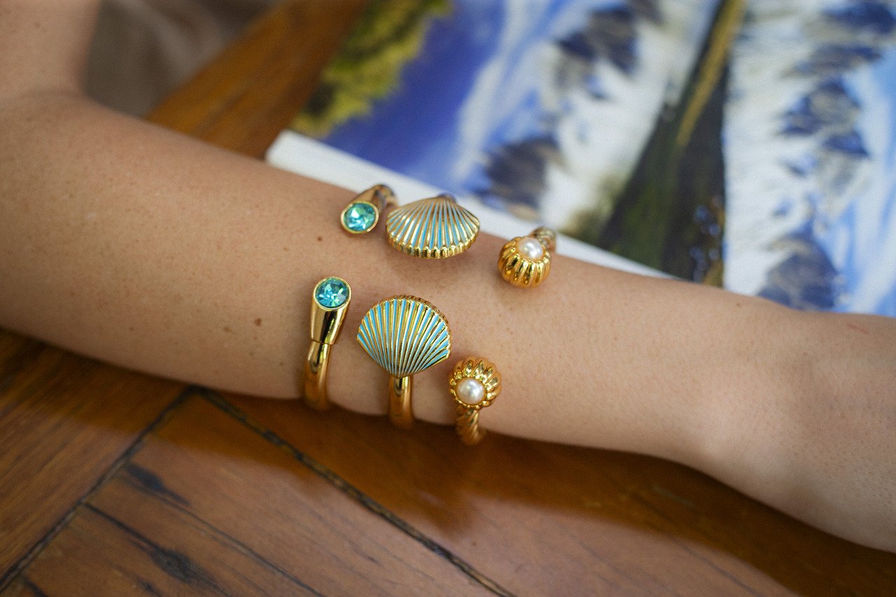 BRACELETE AFRODITE PÉROLAS BANHO OURO