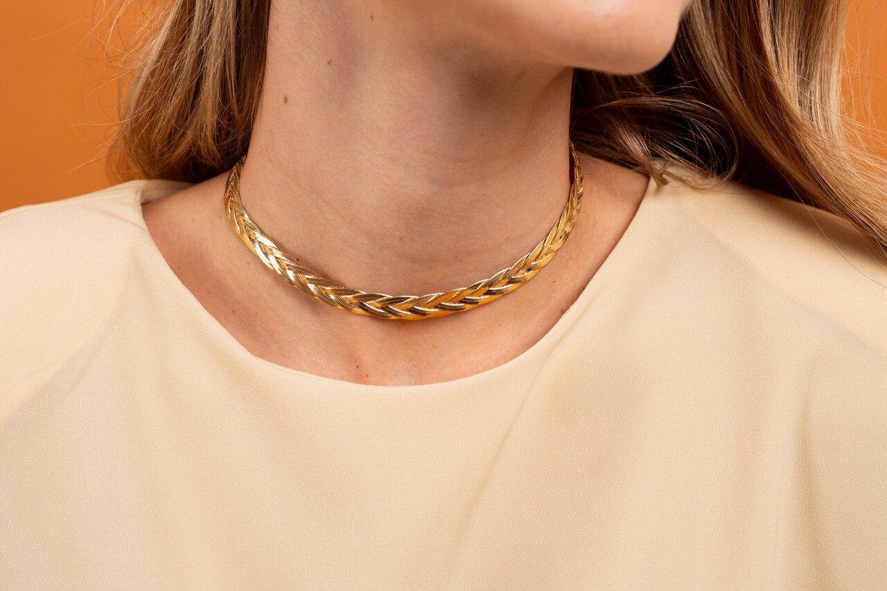 CHOKER SANCHO CORRENTE ACHATADA BANHO OURO