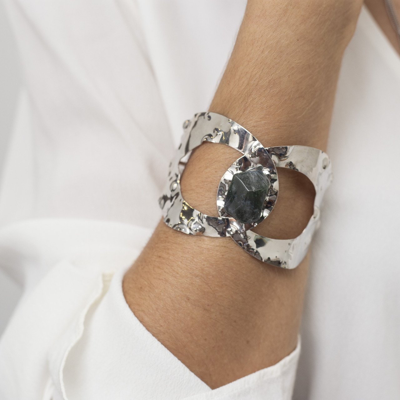 BRACELETE JADE BANHO RÓDIO BRANCO