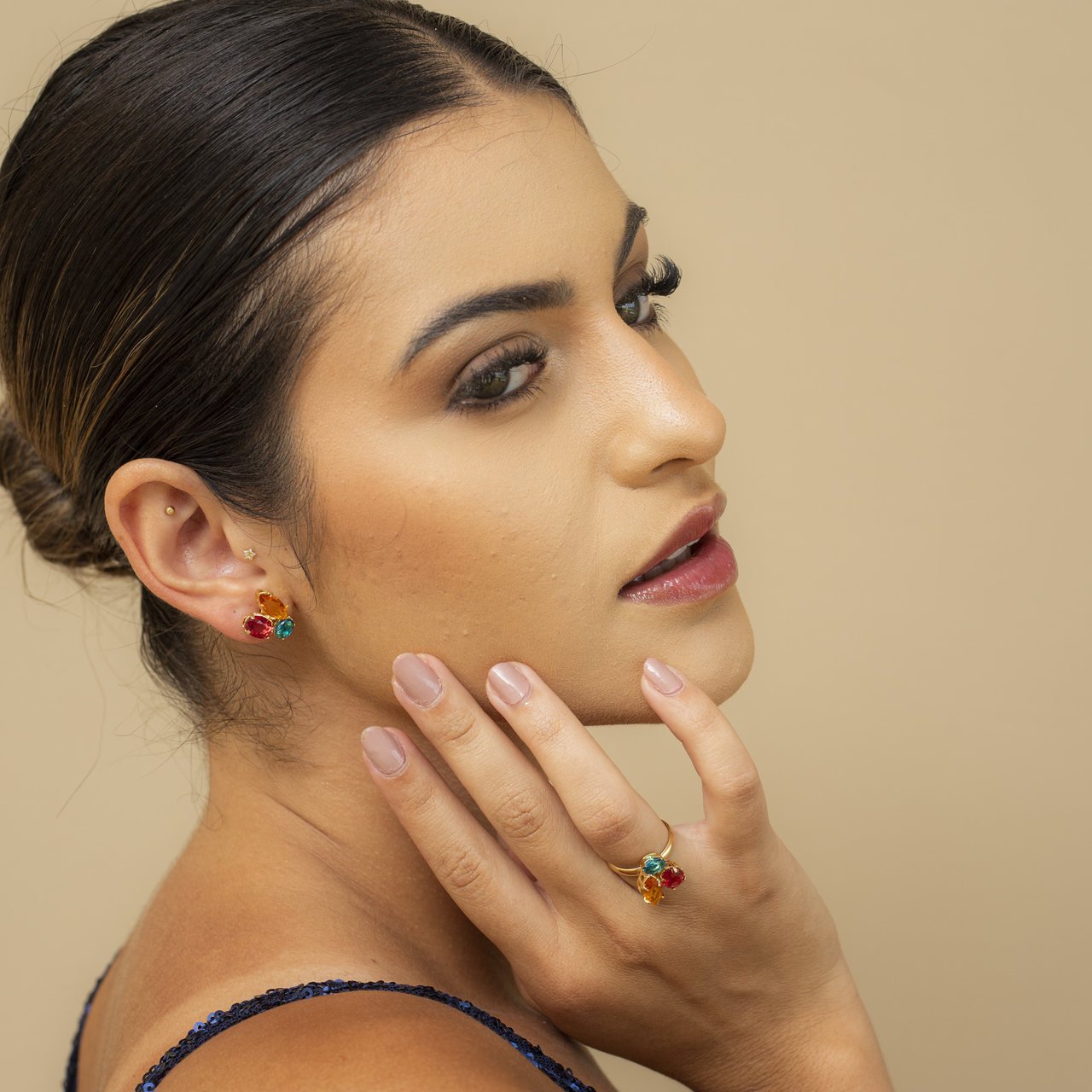 ANEL MARIE MIX CRISTAIS CITRINO RUBELITA AZUL BANHO OURO