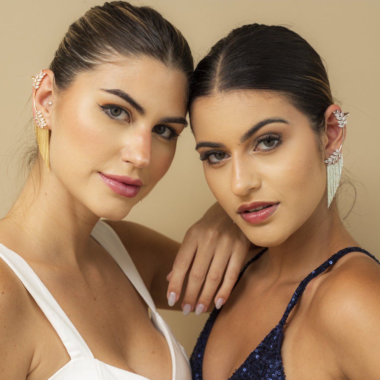 BRINCOS EAR CUFFS WINGS FOLHAS CRISTAL INCOLOR BANHO OURO