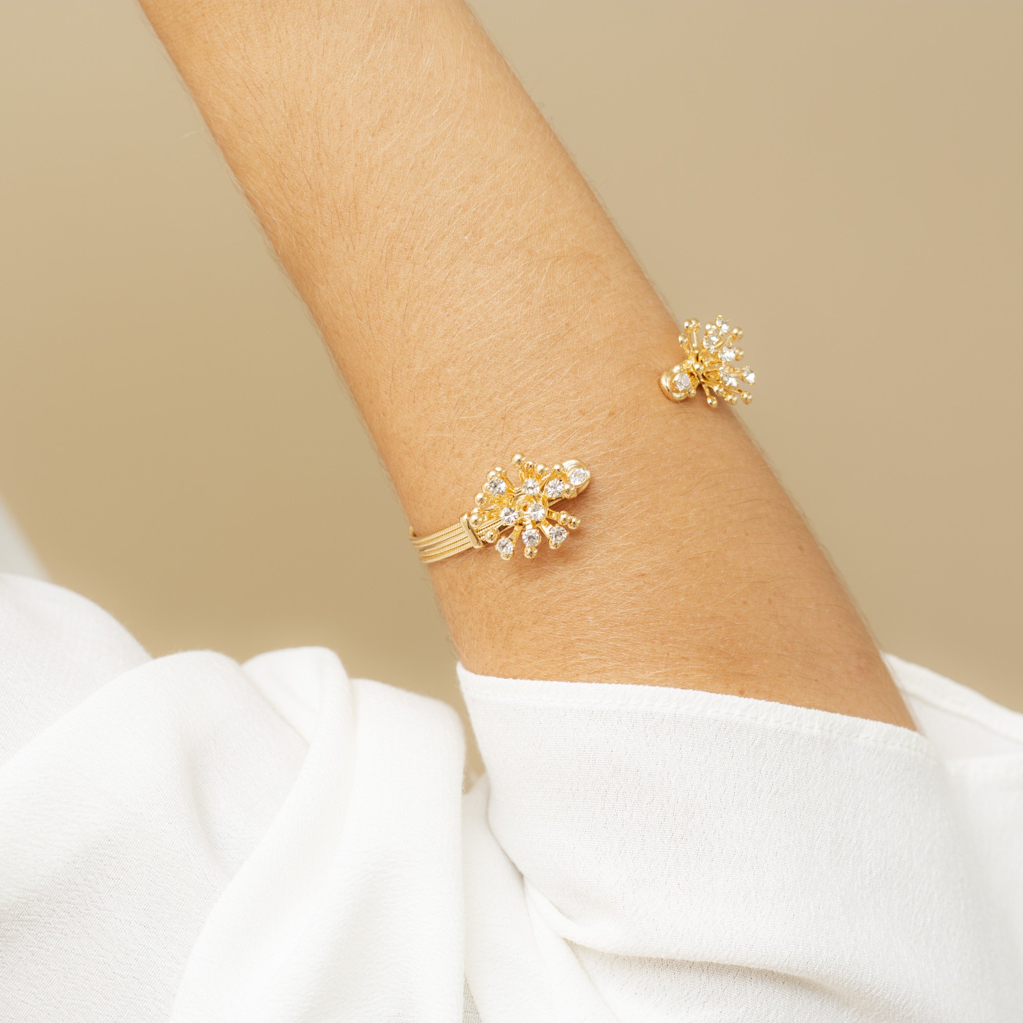 BRACELETE CALM ARAMADO PINGENTE PONTOS LUZ BANHO OURO