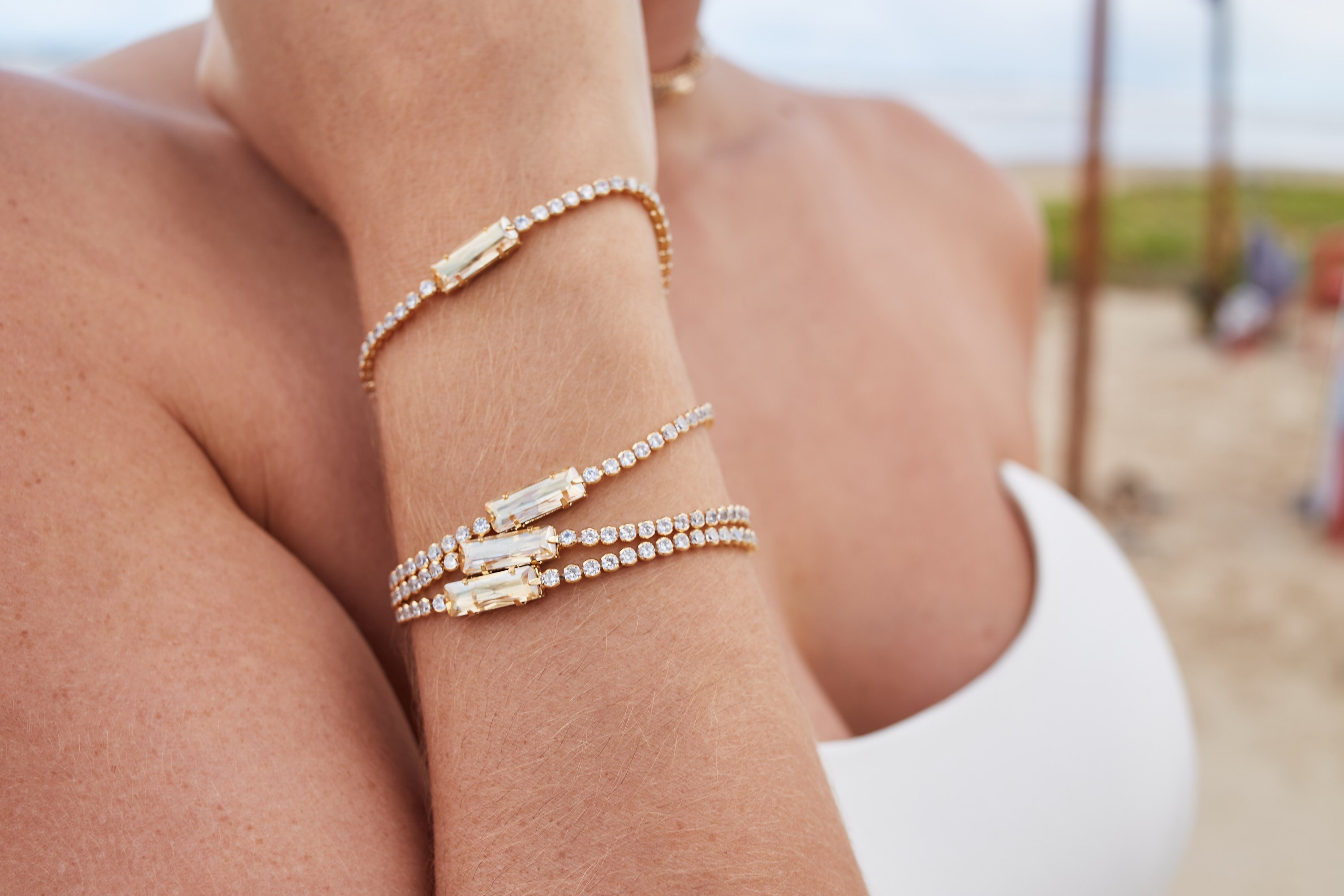 PULSEIRA SUNRISE BEGE BANHO OURO