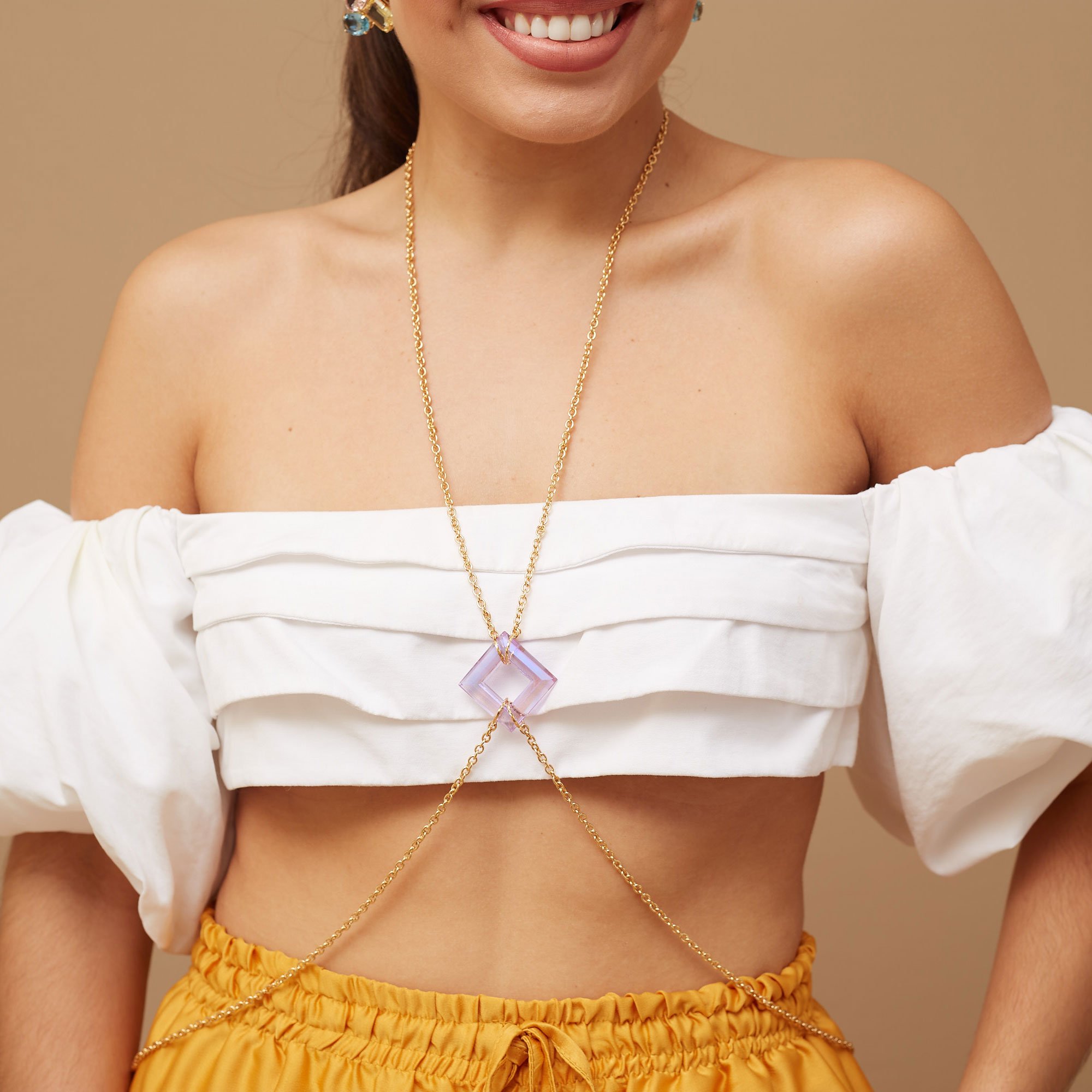 COLAR MILLA BODY CHAIN LÍLAS BANHO OURO