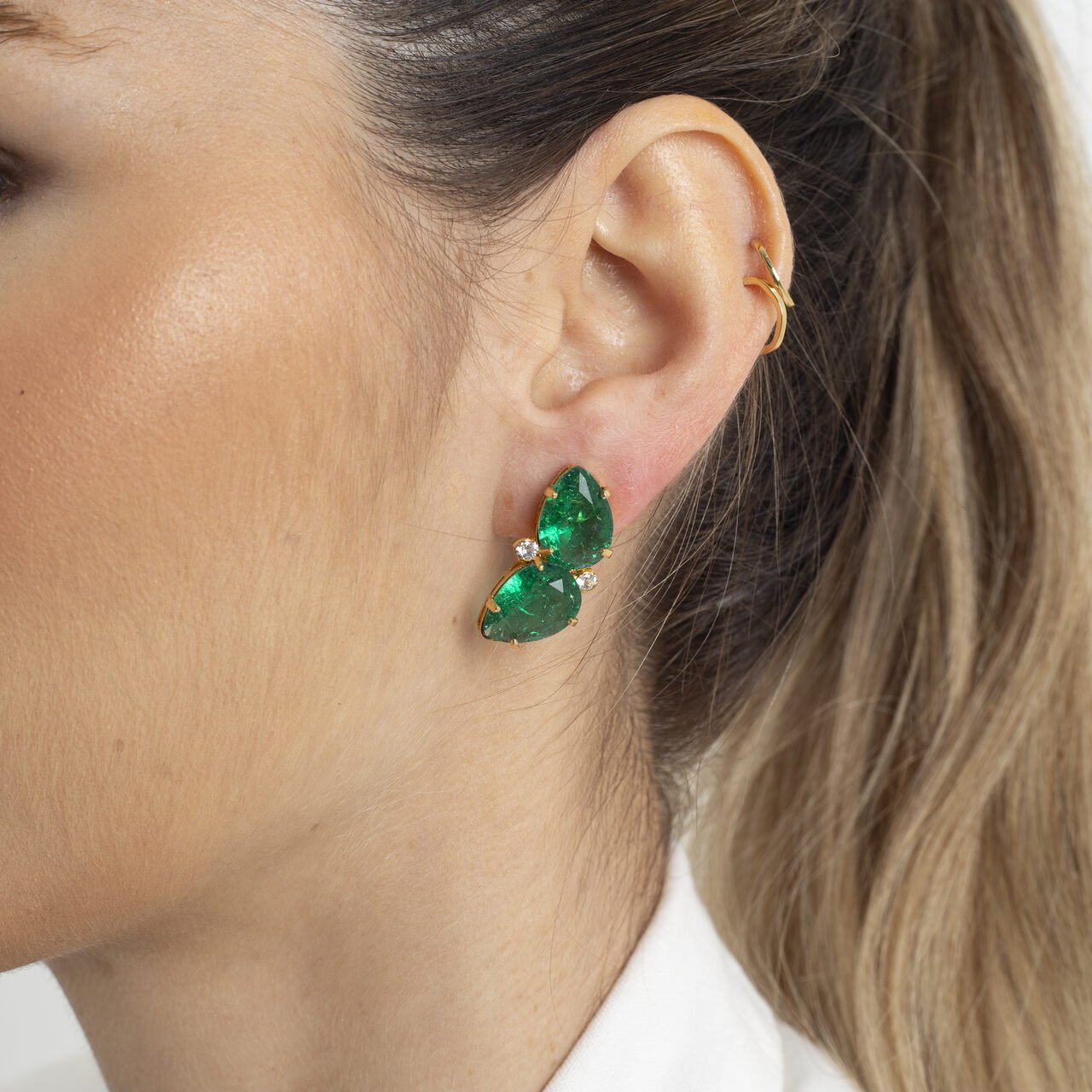 BRINCOS MAXINE VERDE PARAÍBA ZIRCÔNIA INCOLOR BANHO RÓDIO BRANCO