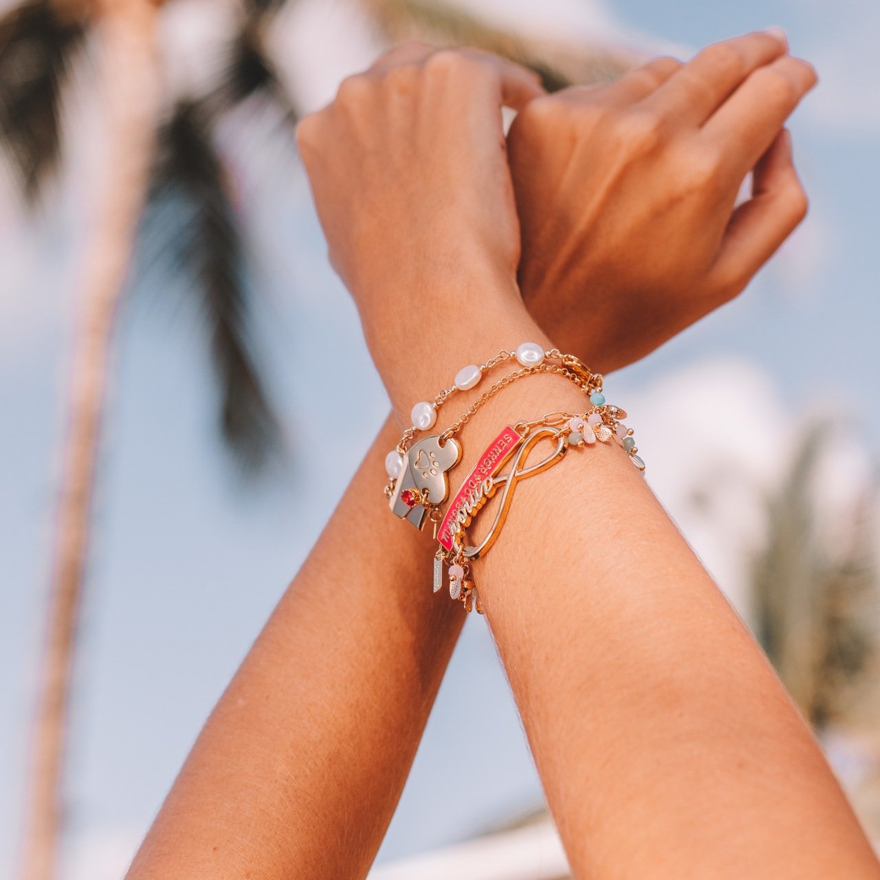 PULSEIRA SENHOR DO BONFIM ESMALTAÇÃO AMARELA