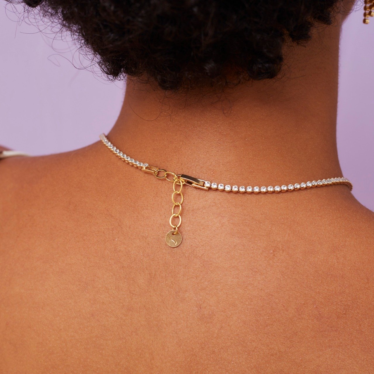 CHOKER ESTELAR RIVIERA ESTRELA BANHO OURO