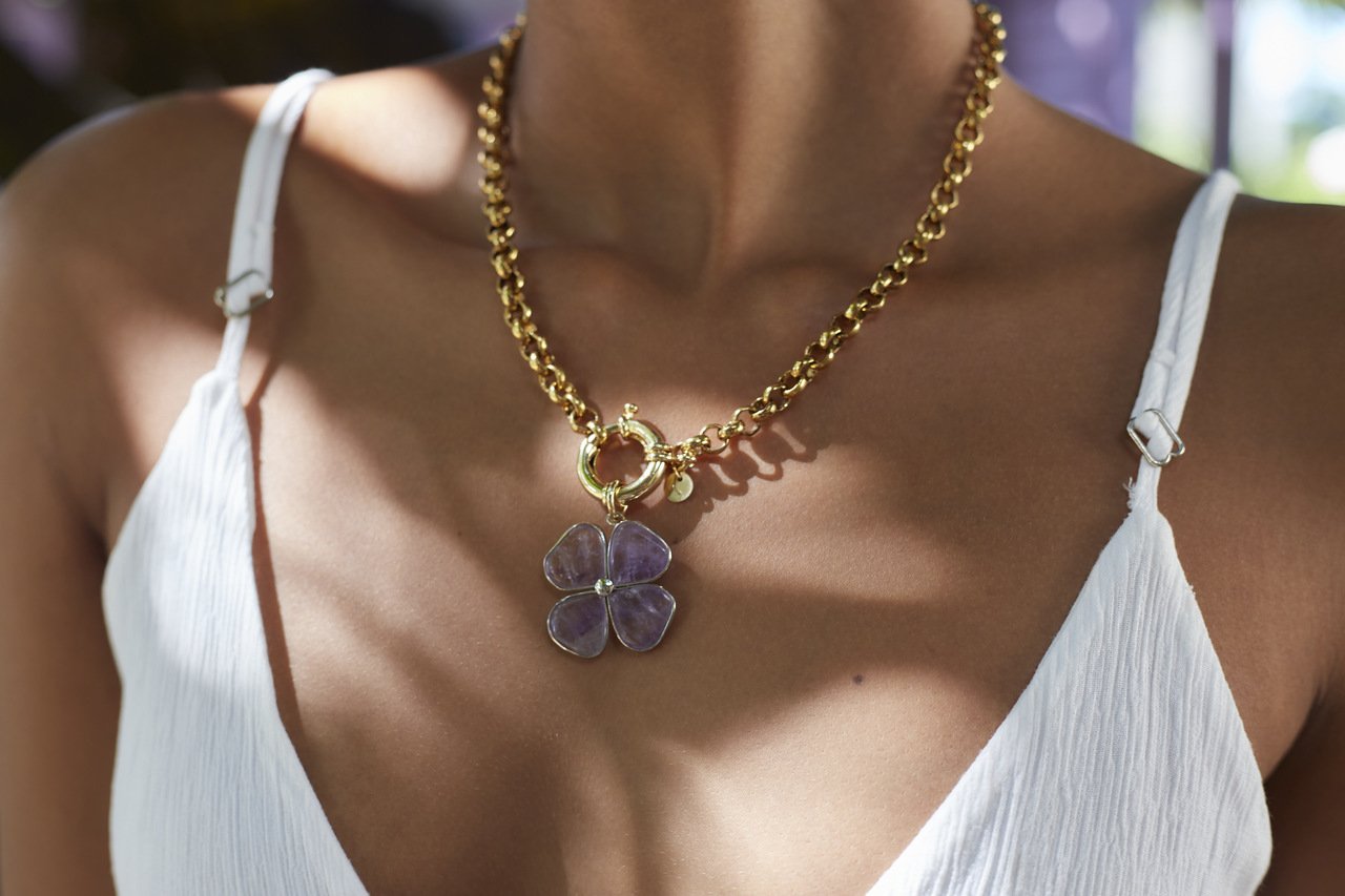 COLAR CLOVER OURO ENVELHECIDO PINGENTE TREVO AMETISTA