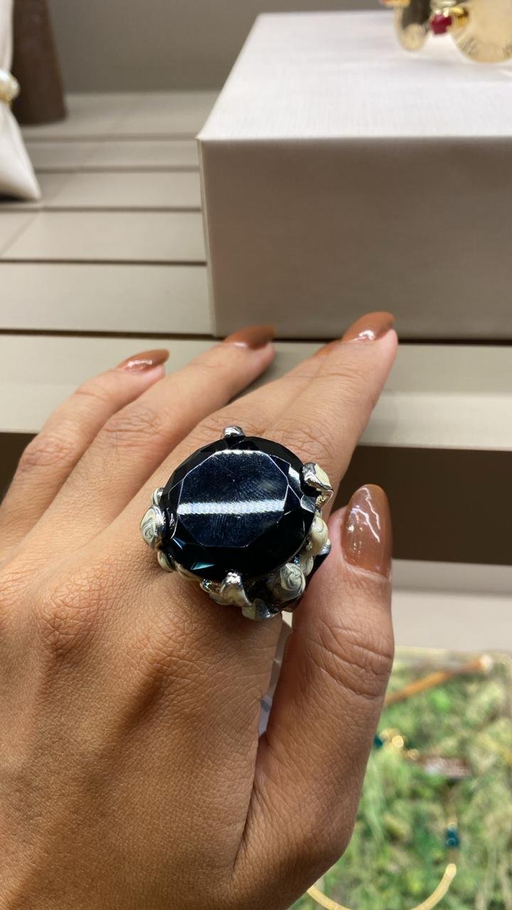 AN ZIRC REDONDA NEGRA BRN