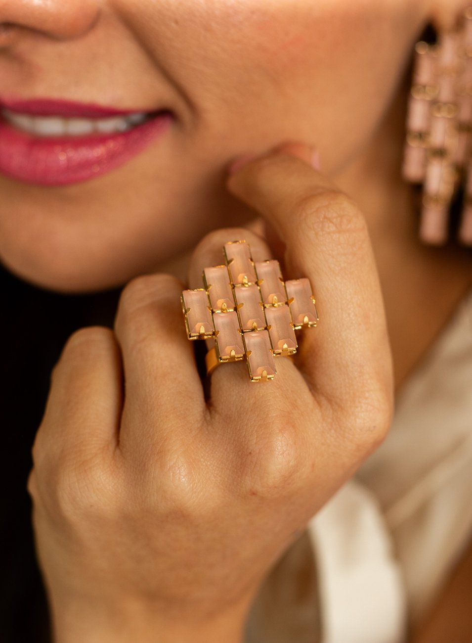 ANEL AMÉLIA BAGUETE ROSA BANHO OURO