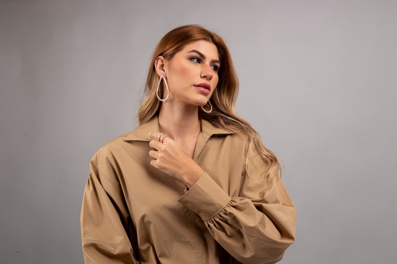 ANEL ARO DUPLO RIVIERA GOTA INCOLOR BANHO OURO