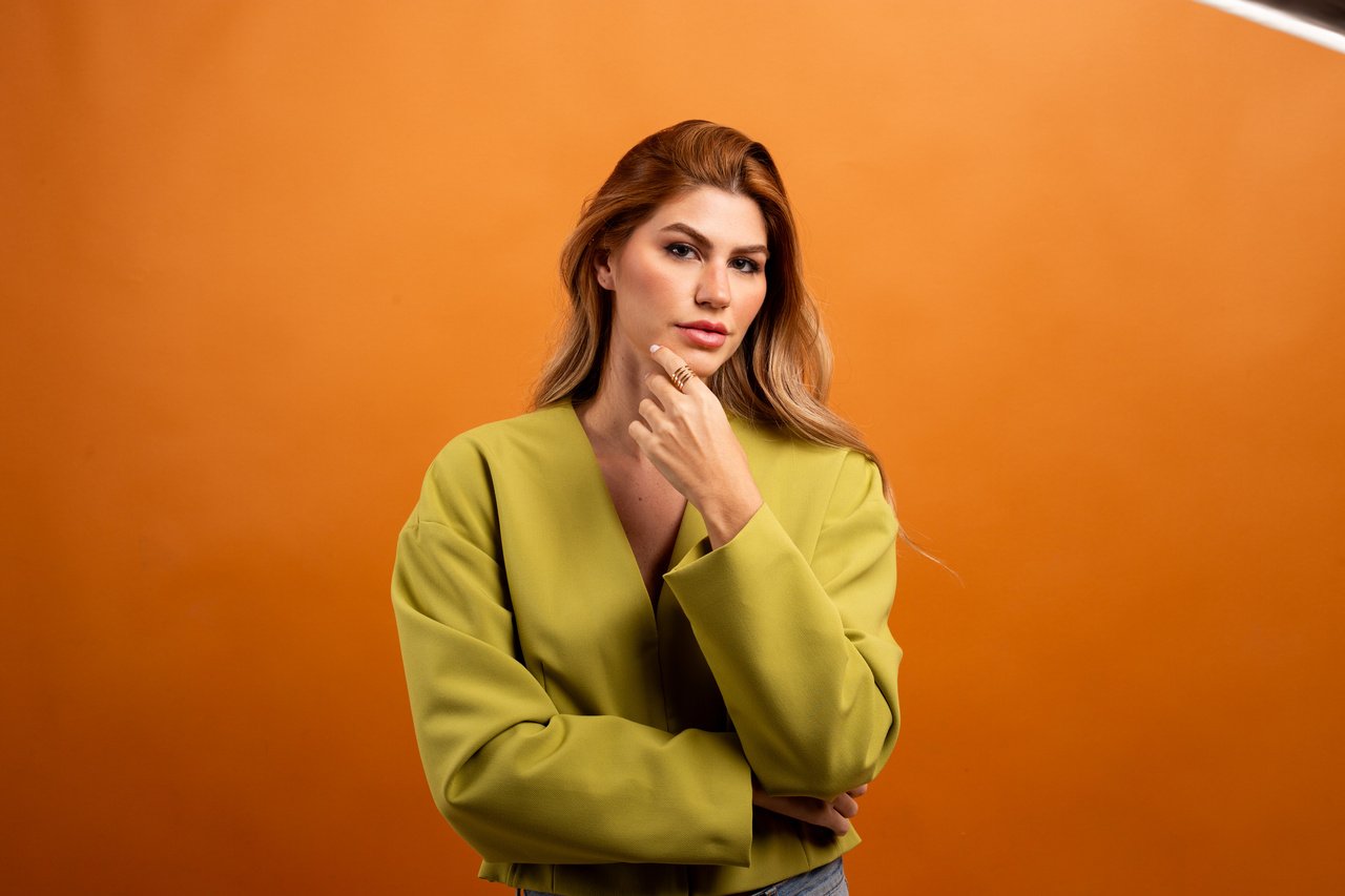 ANEL ARO LISTRADO BANHO OURO