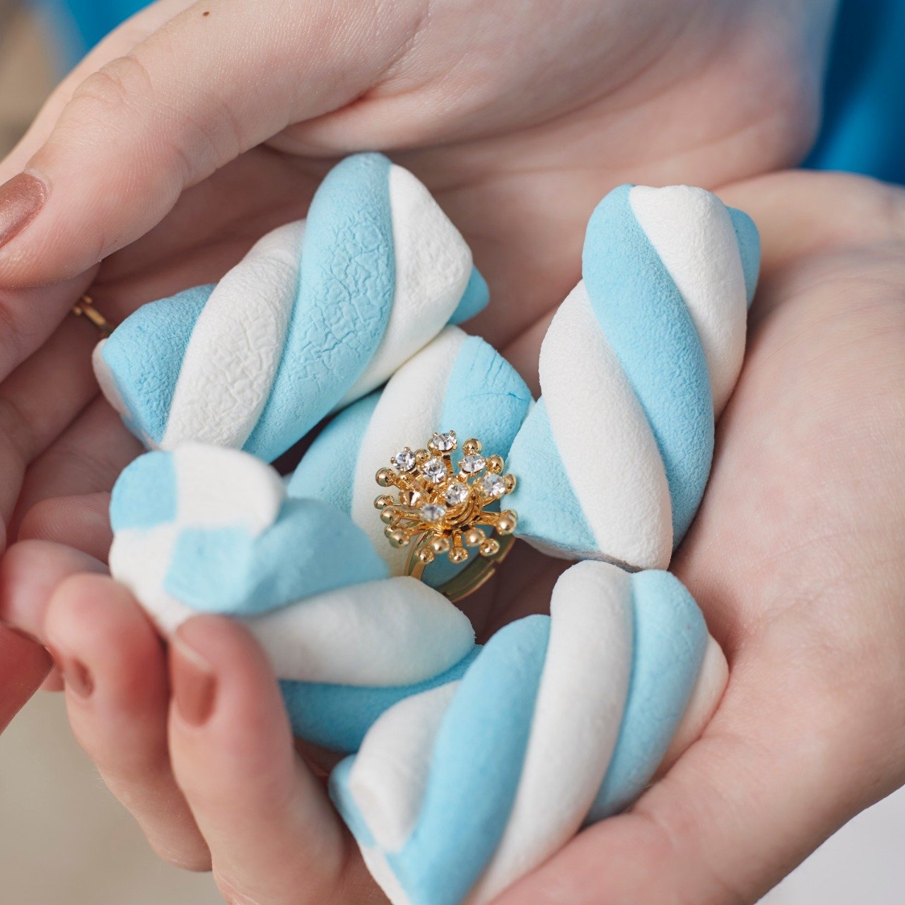 ANEL CALM INCOLOR BANHO OURO