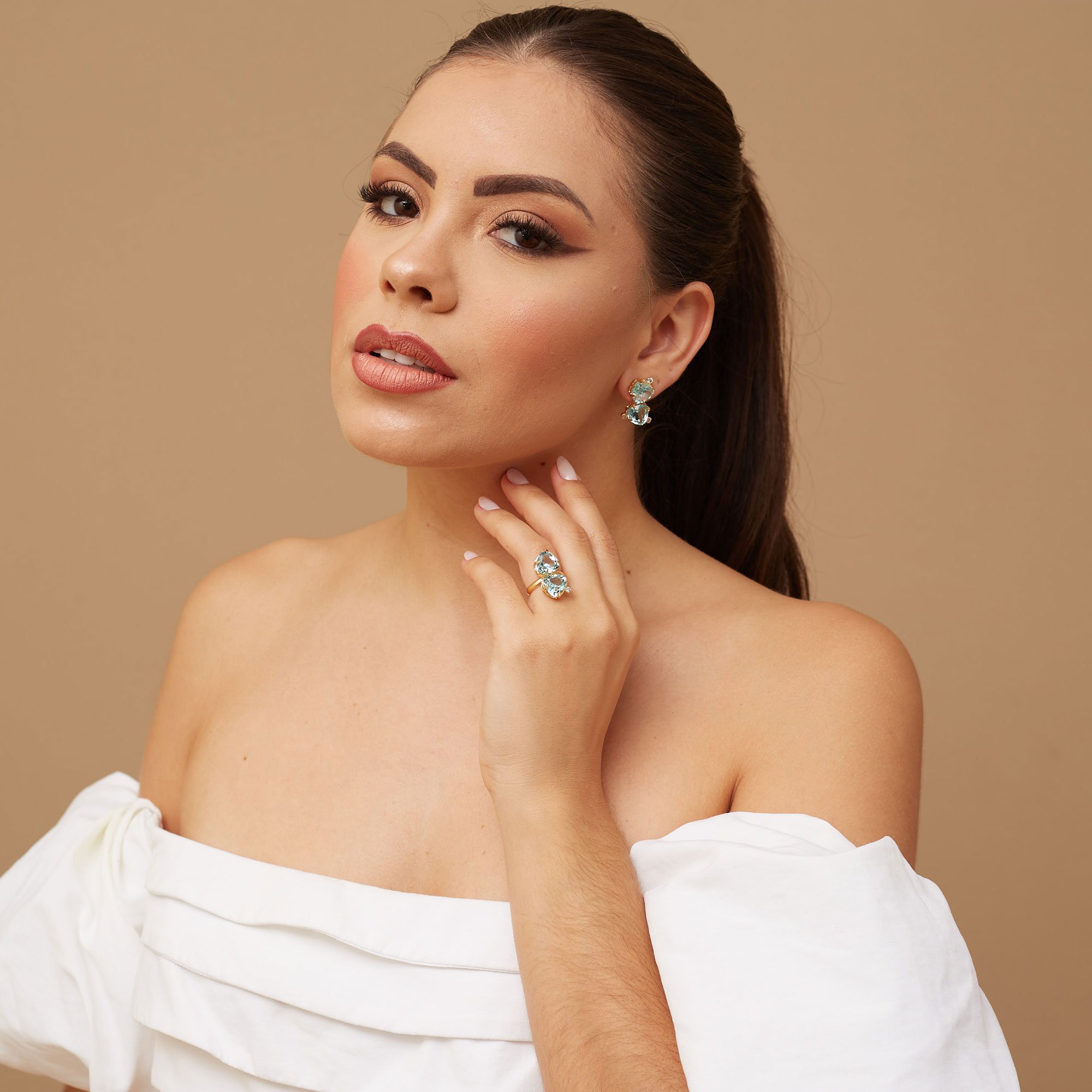 ANEL SARITA TRIÂNGULO DUPLO AZUL BANHO OURO