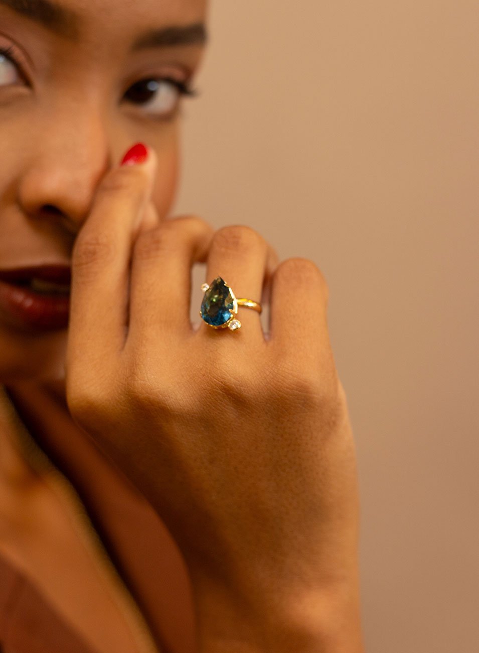 ANEL WINTOUR GOTA AZUL ESCURO OURO