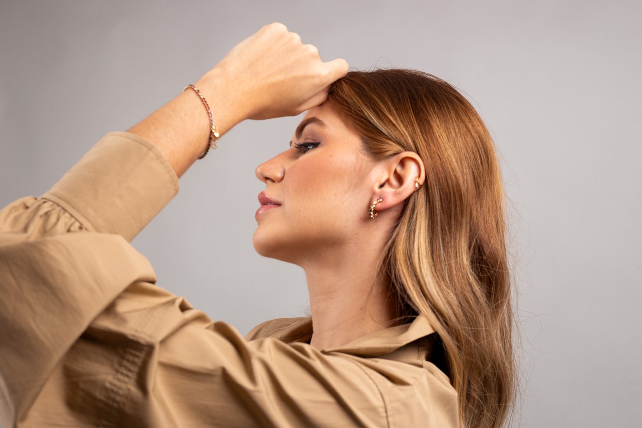 ARGOLAS LYN ZIRCONIA 3MM CRISTAIS COLORIDOS BANHO OURO