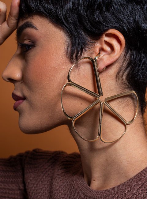 ARGOLAS VOLUTA FLOR BANHO OURO