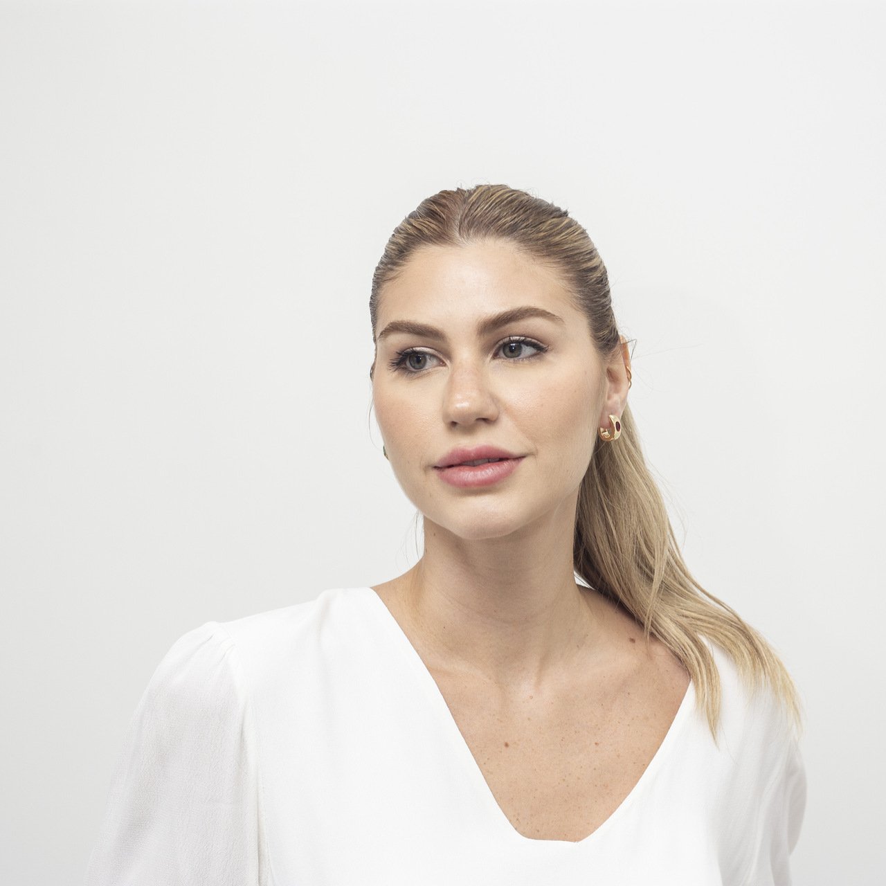 ARGOLINHAS IRIS VERMELHO COM BANHO OURO