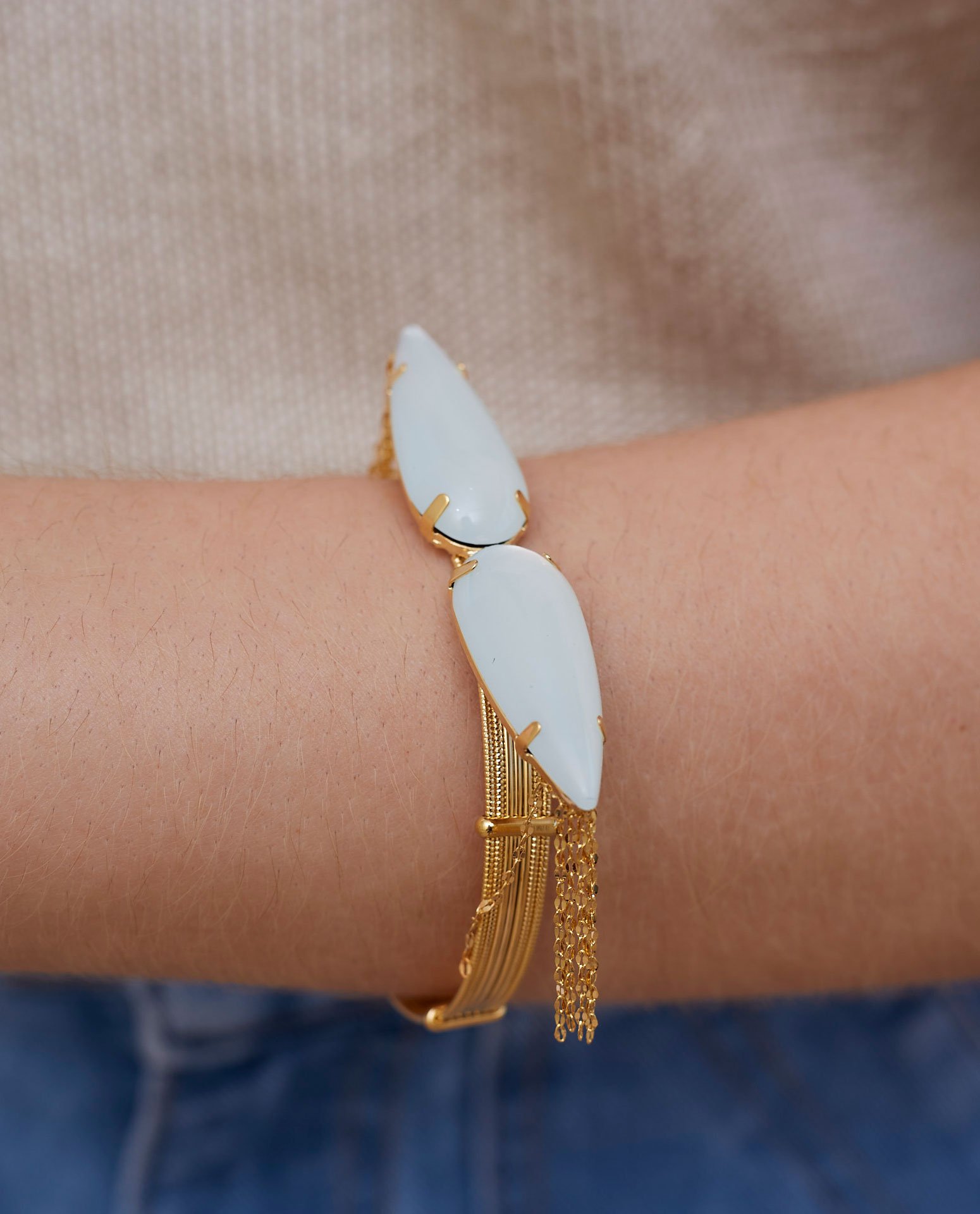 BRACELETE ANITA GOTA FINA AZUL BANHO OURO