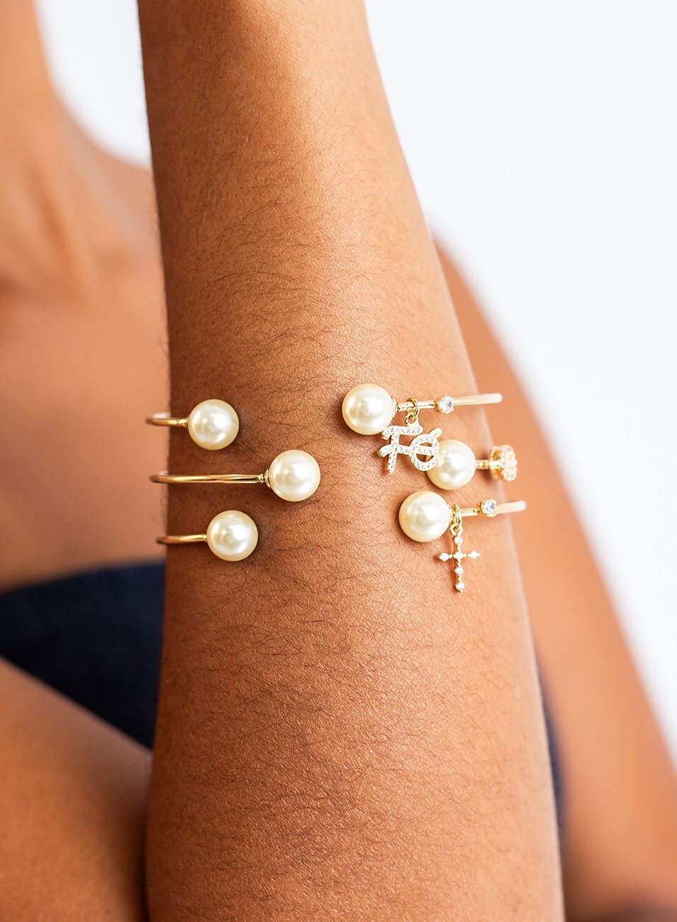 BRACELETE DUE PÉROLAS NS SENHORA BANHO OURO