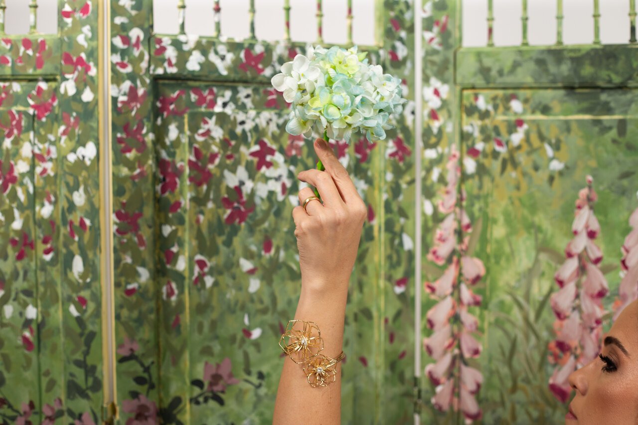 BRACELETE FLOR DE LÓTUS 3D ZIRCONIA COM BANHO OURO