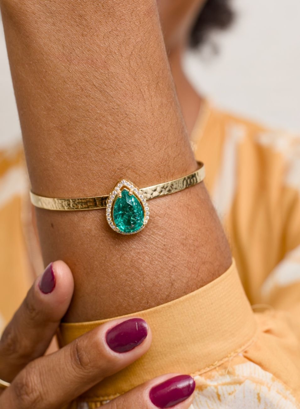 BRACELETE NINA GOTA VERDE BANHO OURO