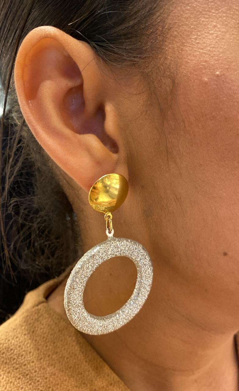 BRINCO ARGOLA PRATEADA