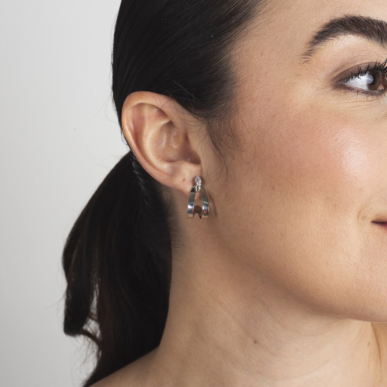 BRINCOS ANZOL DO MAR BANHO RÓDIO BRANCO