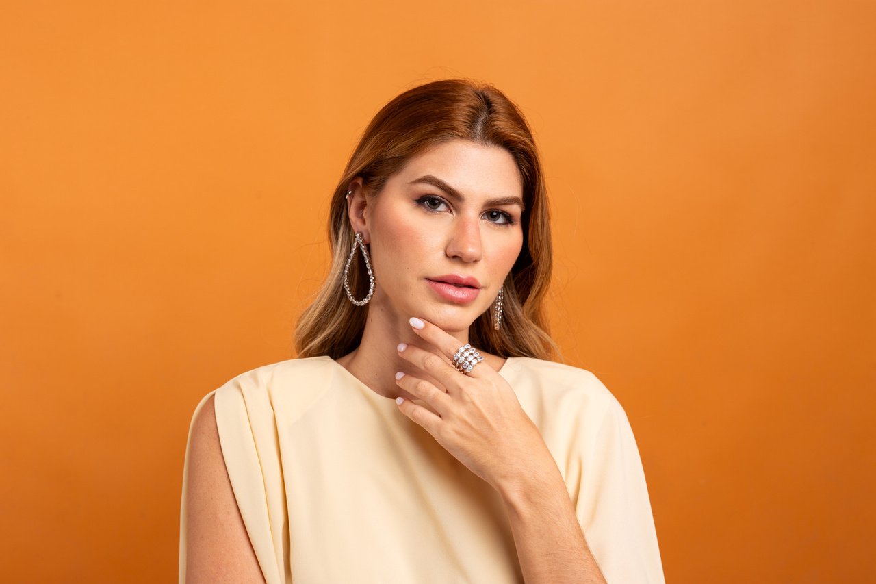 BRINCOS CELEBRE ZIRCONIA INCOLOR BANHO RÓDIO BRANCO