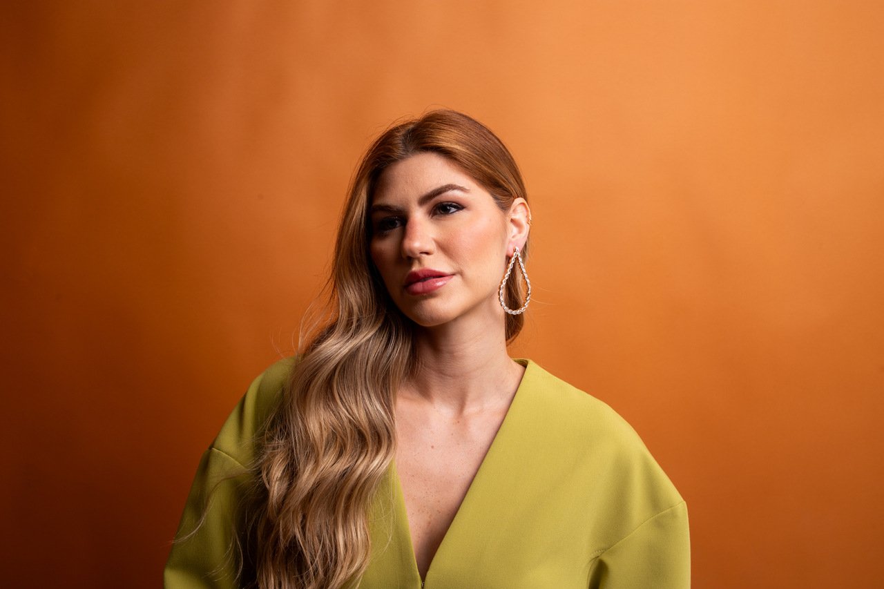 BRINCOS CELEBRE ZIRCONIA OVAIS INCOLOR BANHO OURO