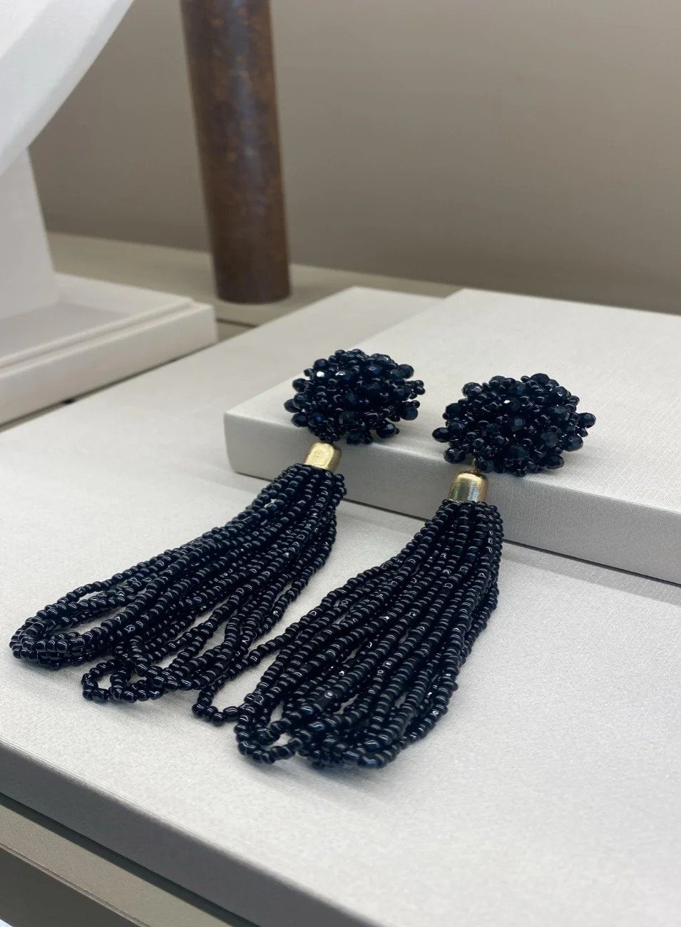 BRINCOS CRISTALLI PRETO