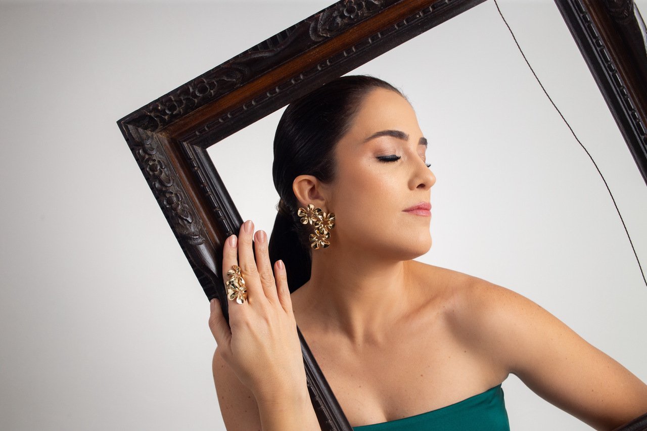 BRINCOS EARCUFFS PINGENTE REMOVÍVEL COM BANHO OURO