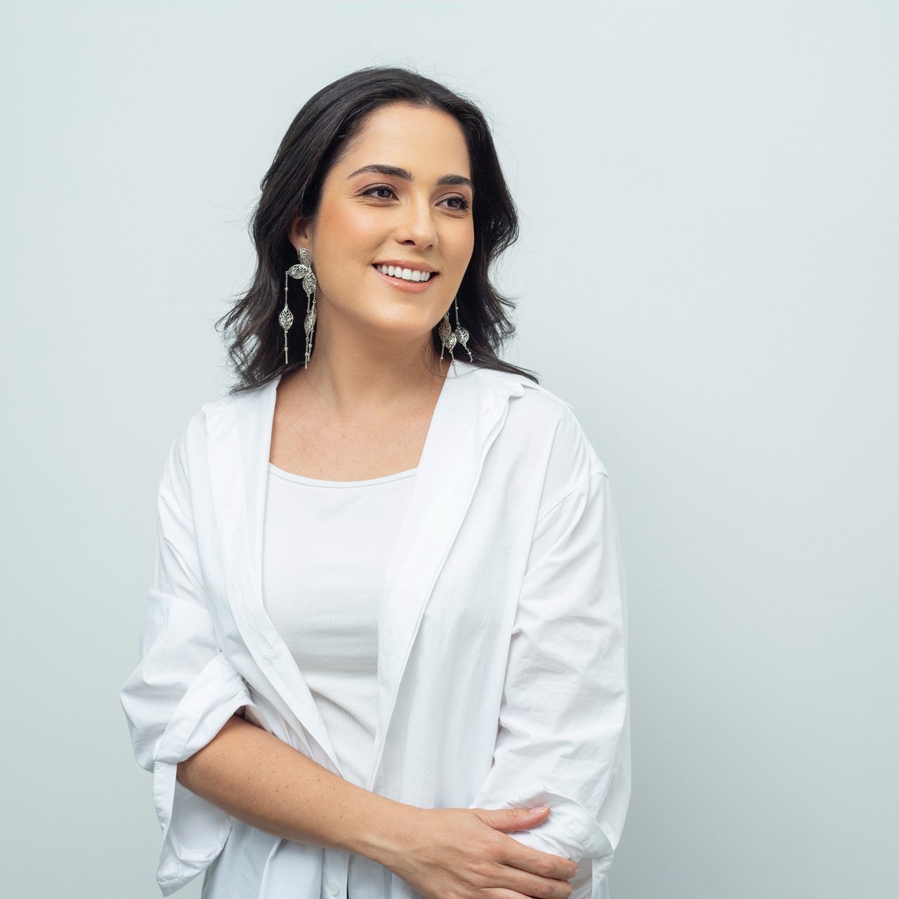 BRINCOS FRANJA FOLHA CRISTAL BANHO RÓDIO BRANCO