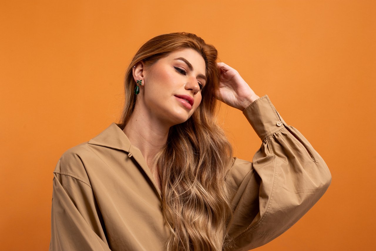 BRINCOS ÍRIS CRISTAL VERDE ESMERALDA BANHO OURO