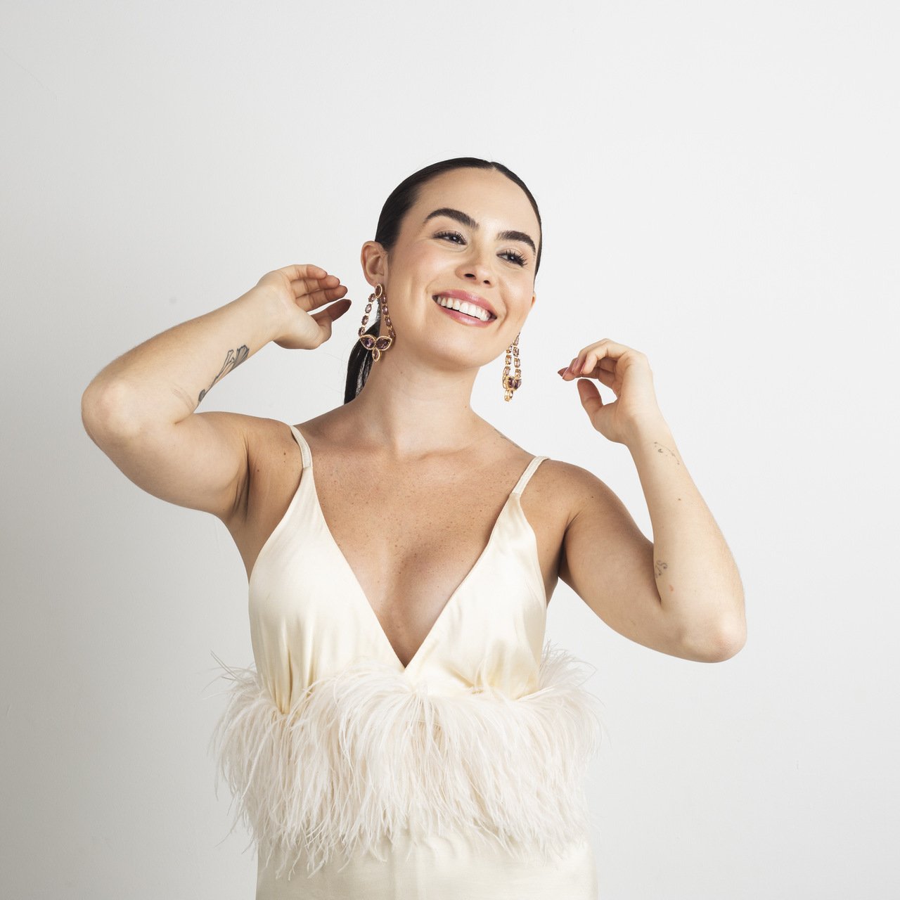 BRINCOS LAVÍ CRISTAIS AMETISTA BANHO OURO