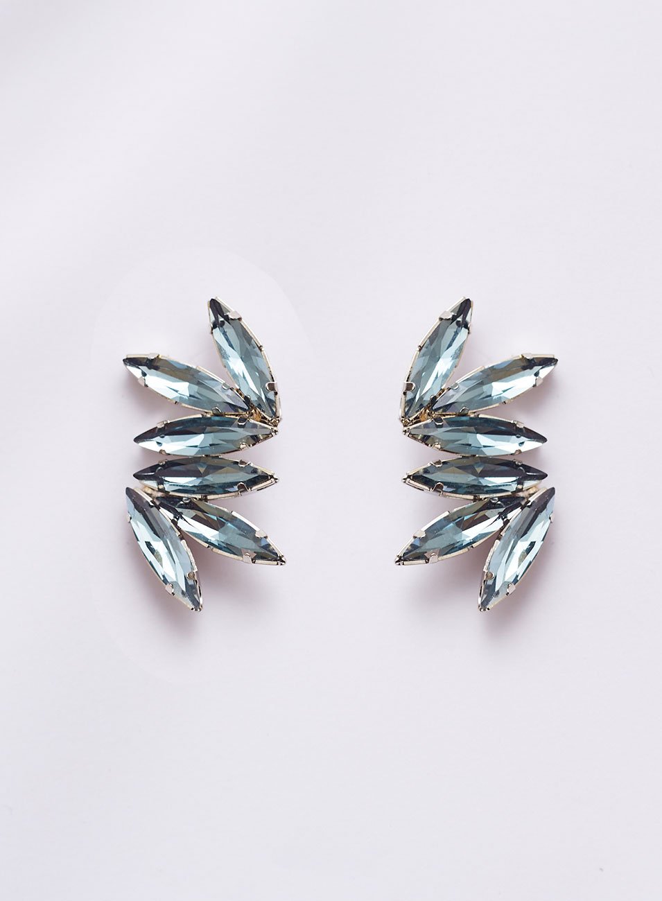 BRINCOS LINA AZUIS BANHO RÓDIO BRANCO