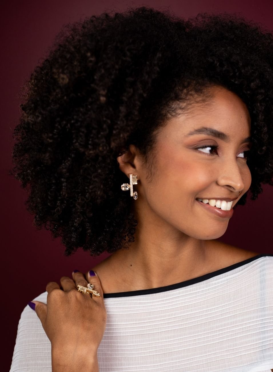 BRINCOS MODERN CRISTAIS INCOLOR BANHO OURO