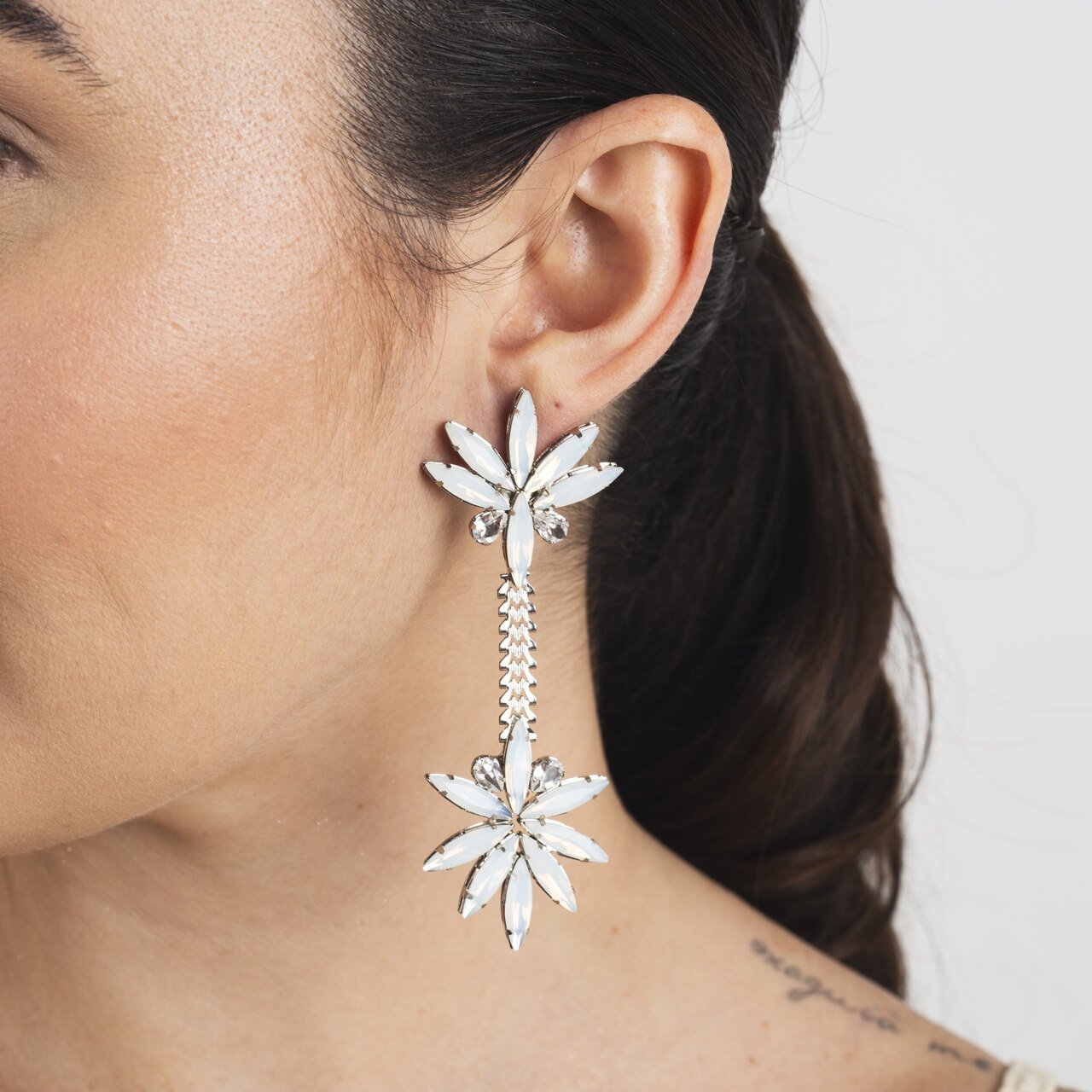 BRINCOS PÊNDULO BRIMAR AZUL CLARO BANHO RÓDIO BRANCO