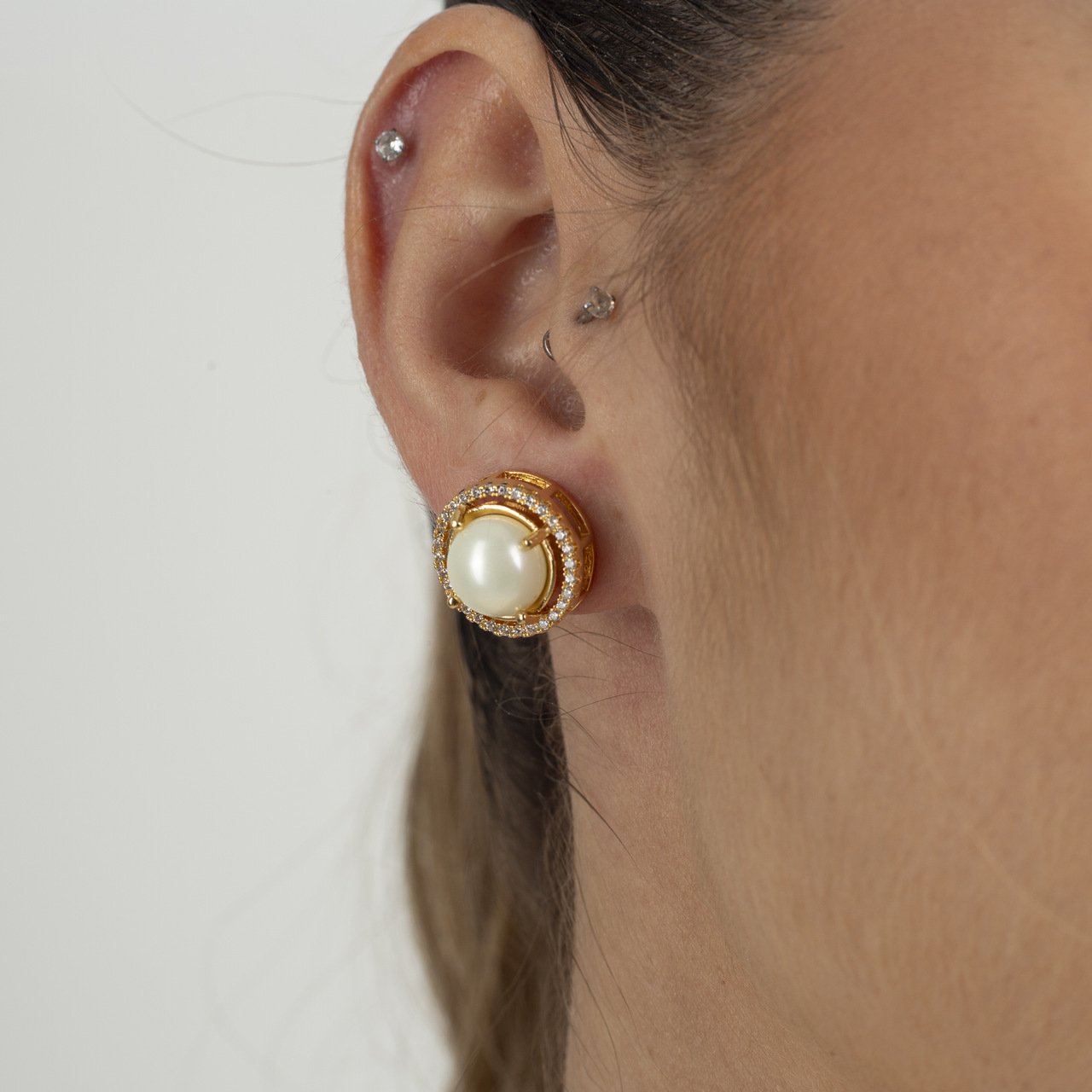 BRINCOS VICK PÉROLA BANHO OURO