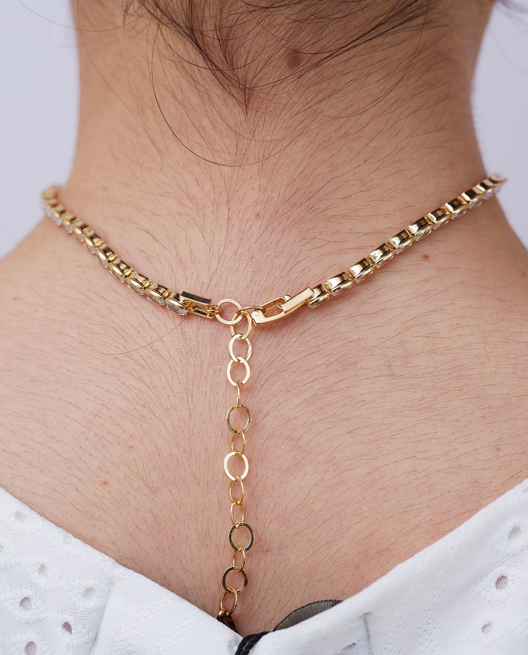 CHOKER FRANCIS RIVIERA FINA P OVAL INCOLOR BANHO OURO